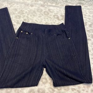 Leggings .. looks like denim